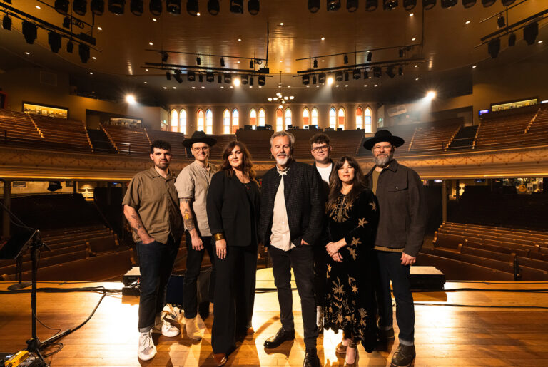 East To West – Casting Crowns